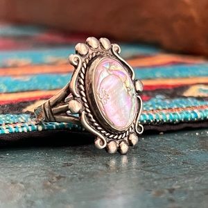 Vintage Native American Sterling Silver Abalone Ring